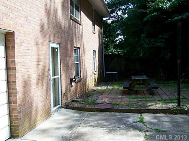 1109 Emerald Dr, Salisbury, NC 28144 photo 2