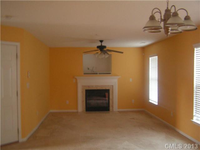 7678 Black Hawk Ln, Tega Cay, SC 29708 photo 3