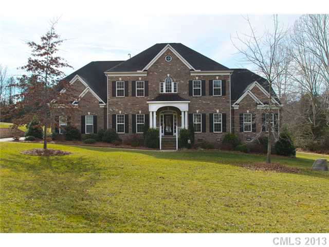 131 Hanover Ln, Davidson, NC 28036 photo 1
