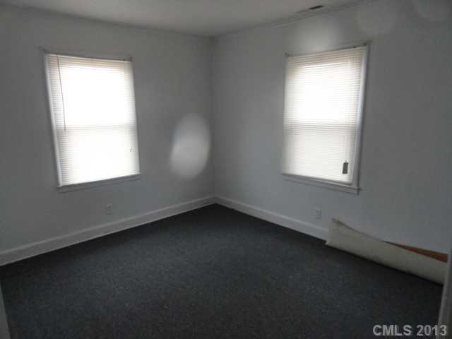 823 Generation Ln, Clover, SC 29710 photo 4