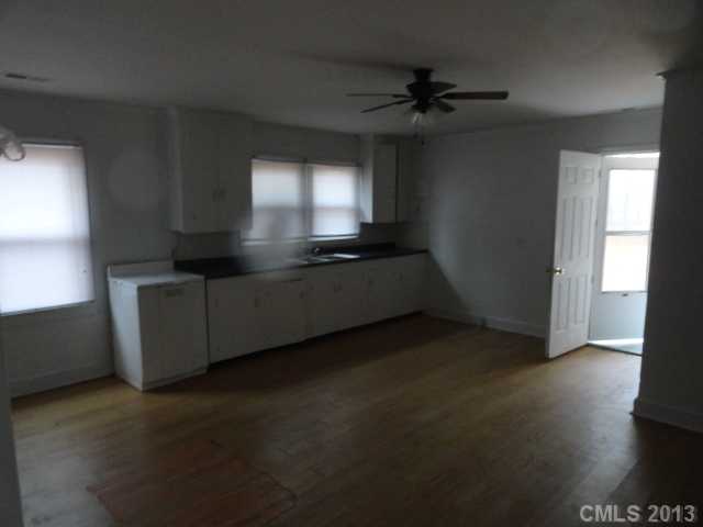 823 Generation Ln, Clover, SC 29710 photo 3