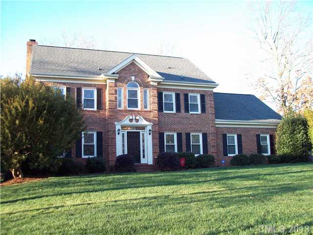 514 Laurel Fork Dr, Matthews, NC 28105 photo 1