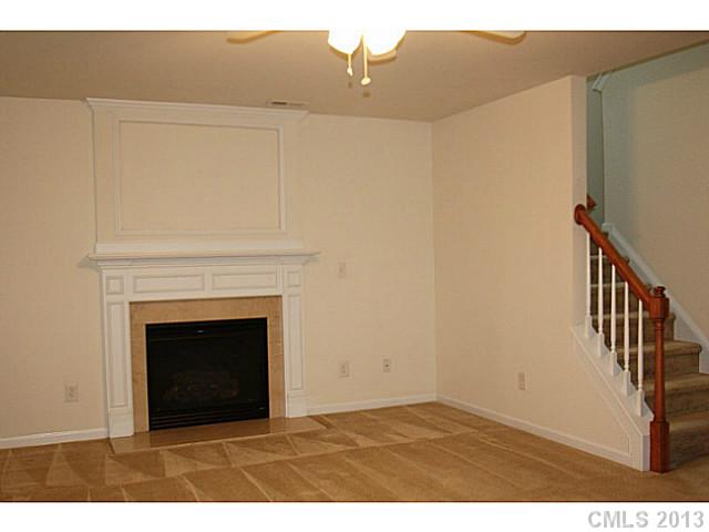 15517 Crossing Gate Dr, Cornelius, NC 28031 photo 2