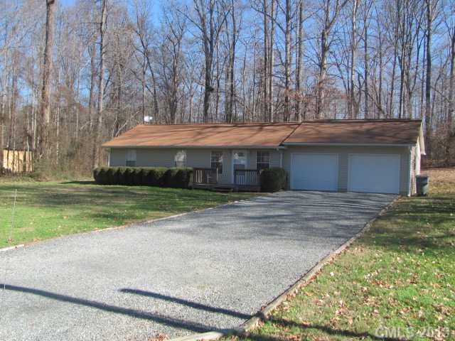 2234 Juniper Dr, Charlotte, NC 28269 photo 1