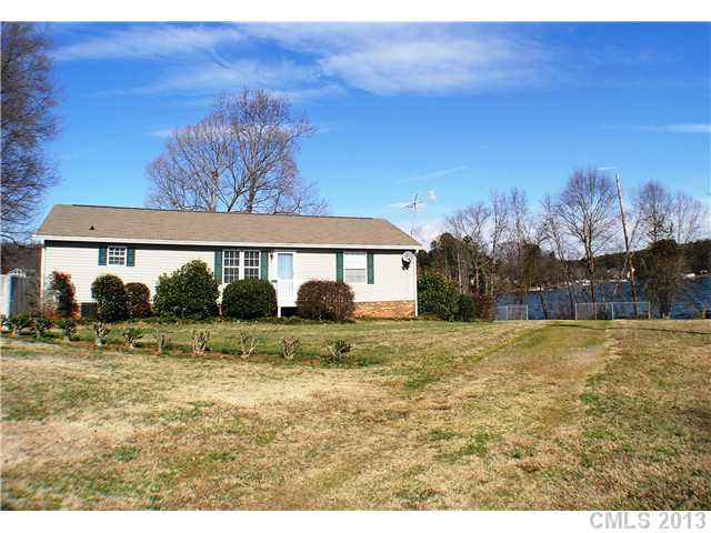 8451 Babe Dr, Terrell, NC 28682 photo 2