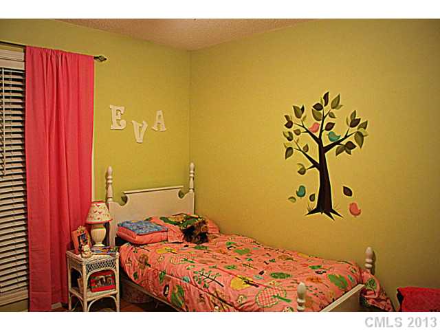 300 Bennington Dr, Stanley, NC 28164 photo 14