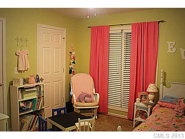 300 Bennington Dr, Stanley, NC 28164 photo 15