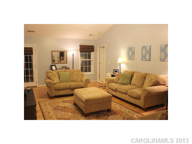 300 Bennington Dr, Stanley, NC 28164 photo 8