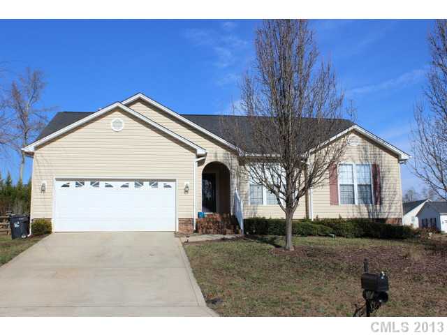 300 Bennington Dr, Stanley, NC 28164 photo 1