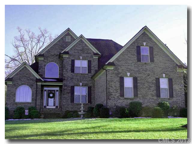 405 Arrow Point Ln, Davidson, NC 28036 photo 1
