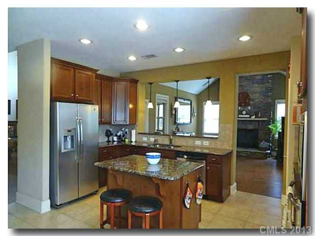 405 Arrow Point Ln, Davidson, NC 28036 photo 6