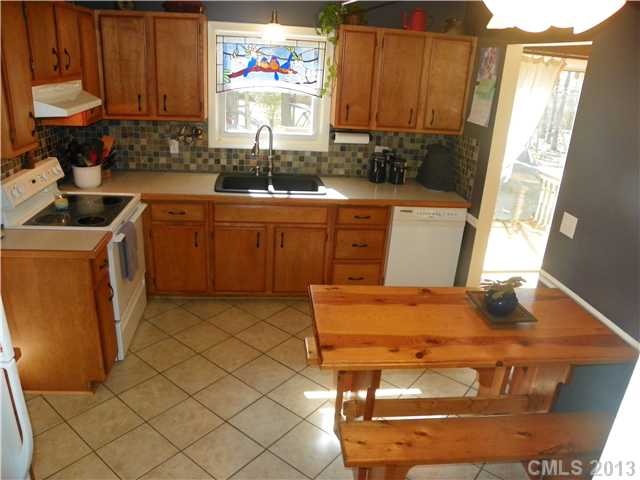 512 Settlement Dr, Midland, NC 28107 photo 5