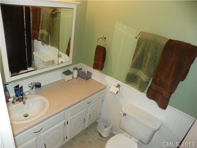 512 Settlement Dr, Midland, NC 28107 photo 9