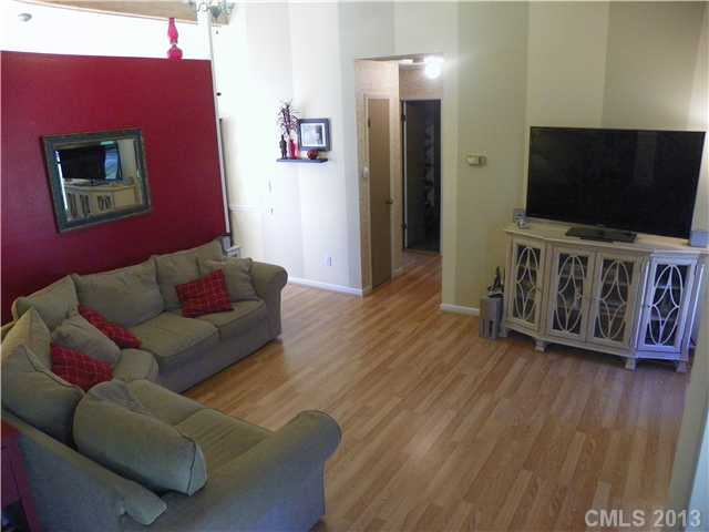 512 Settlement Dr, Midland, NC 28107 photo 3