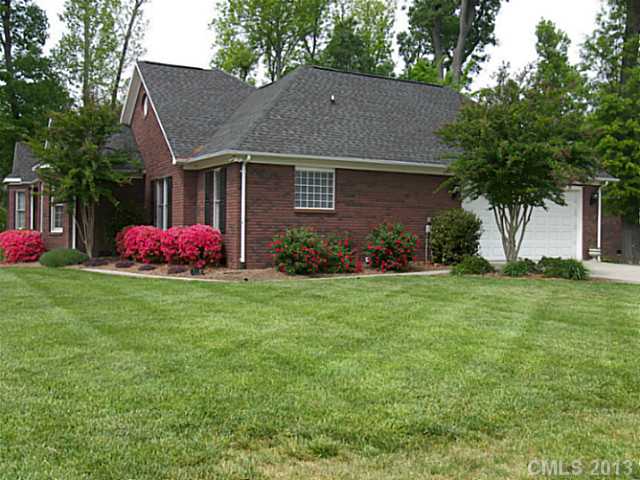 705 SW Double Eagle St, Concord, NC 28027 photo 2