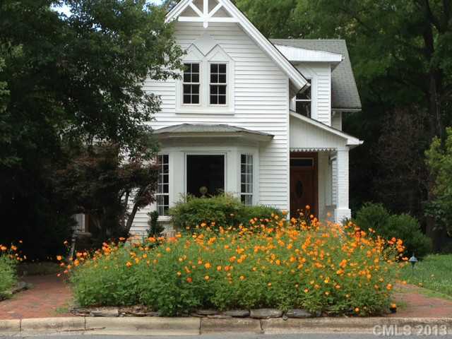 627 Concord Rd, Davidson, NC 28036 photo 1