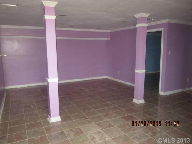 909 E 22nd St, Kannapolis, NC 28083 photo 10