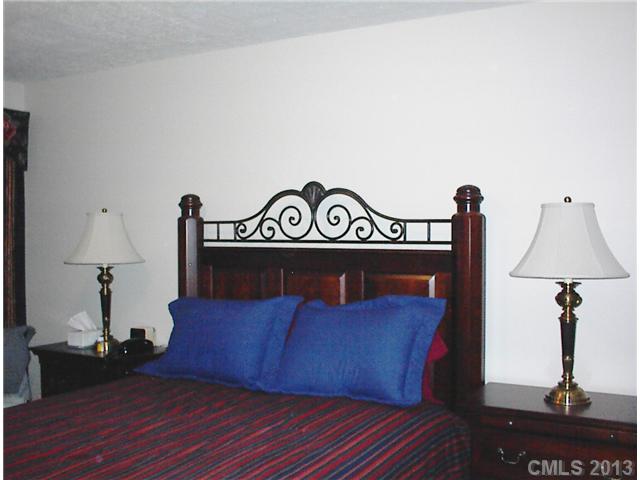 4846 Thoreau Dr, Conover, NC 28613 photo 9