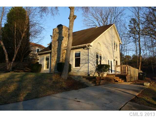 6002 Lanai Ln, Tega Cay, SC 29708 photo 1