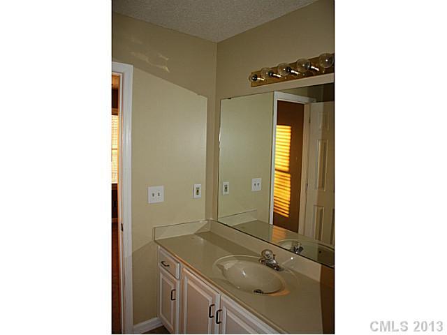 6002 Lanai Ln, Tega Cay, SC 29708 photo 9