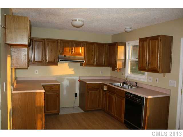 6002 Lanai Ln, Tega Cay, SC 29708 photo 4