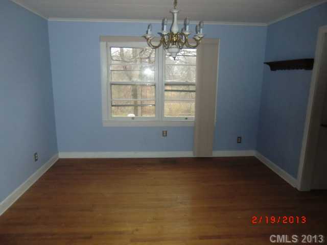 706 7th St, Spencer, NC 28159 photo 3
