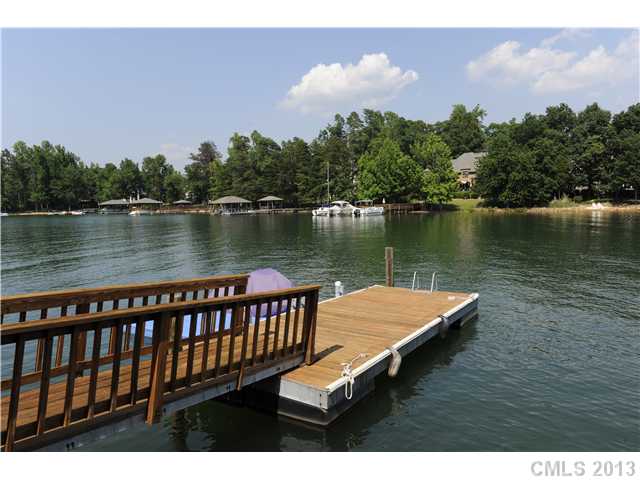17527 Springwinds Dr, Cornelius, NC 28031 photo 5