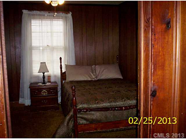 212 Kimmon Rd, Harmony, NC 28634 photo 4