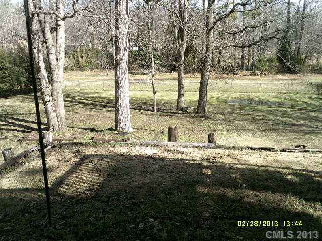 649 Blacksnake Rd, Stanley, NC 28164 photo 2