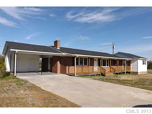 3825 Flat Creek Rd, Lancaster, SC 29720 photo 1