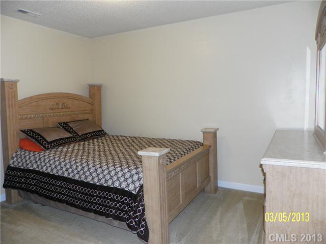 3401 Fairmeadow Dr, Lancaster, SC 29720 photo 10