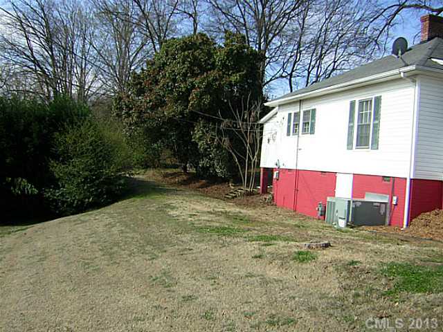 300 3rd St, Kannapolis, NC 28083 photo 4