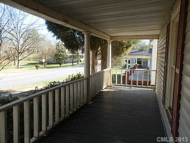 603 3rd St, Spencer, NC 28159 photo 2