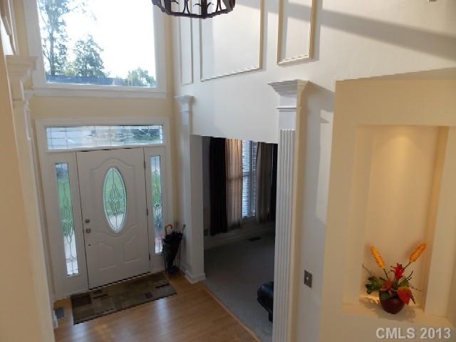 8417 Forest Shadow Cir, Cornelius, NC 28031 photo 2