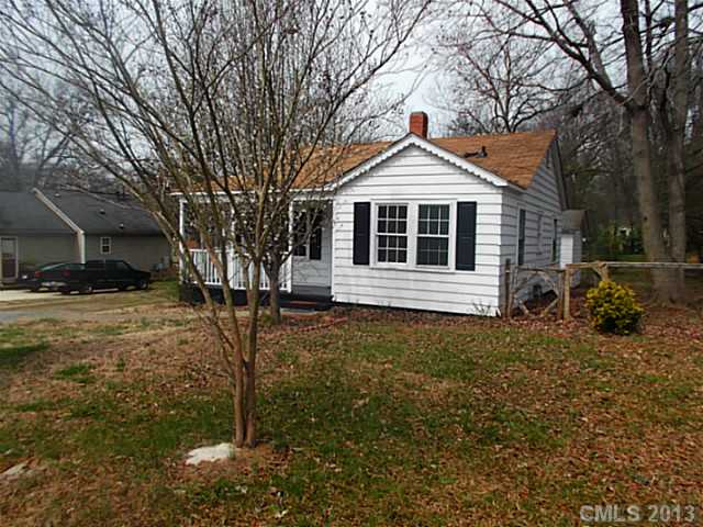 1202 W Crowell St, Monroe, NC 28112 photo 2