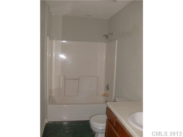 608 Gladedale Ln, Monroe, NC 28110 photo 7