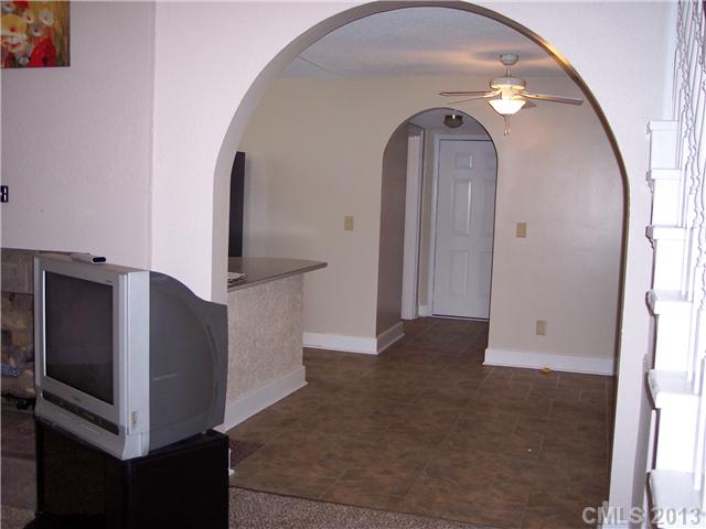36 Third St, Cramerton, NC 28032 photo 8