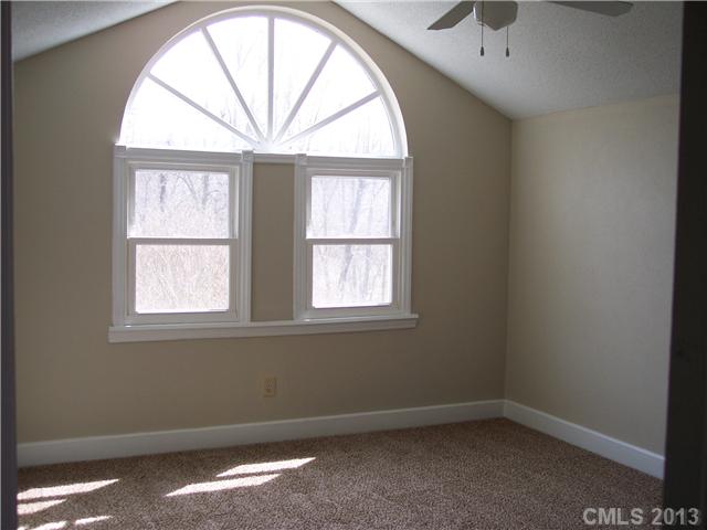 36 Third St, Cramerton, NC 28032 photo 9