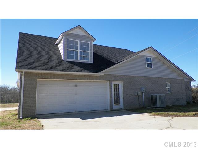 4402 Rowell Rd, Lancaster, SC 29720 photo 3