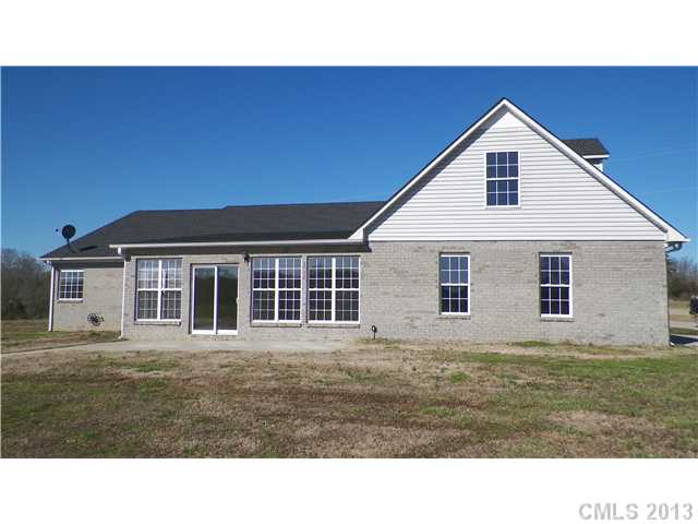 4402 Rowell Rd, Lancaster, SC 29720 photo 2