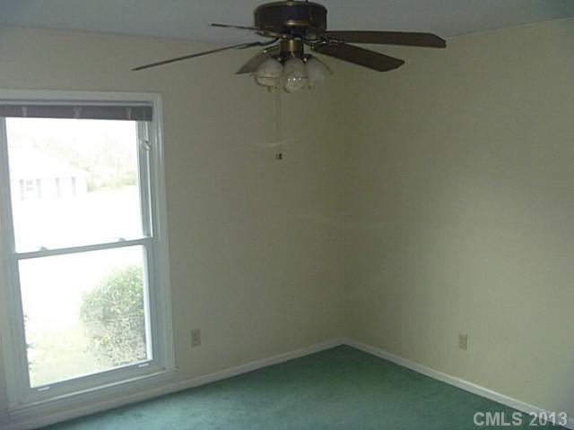 305 Crestview Trl, Monroe, NC 28112 photo 6