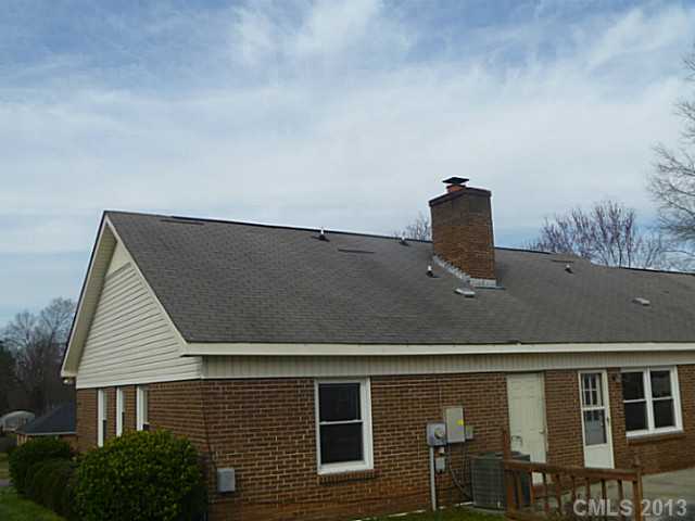 305 Crestview Trl, Monroe, NC 28112 photo 2