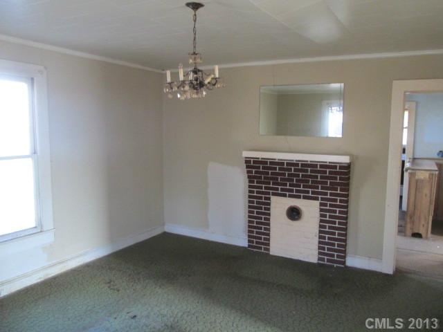 605 E 12th St, Kannapolis, NC 28083 photo 3