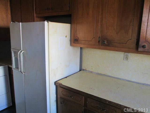 605 E 12th St, Kannapolis, NC 28083 photo 10