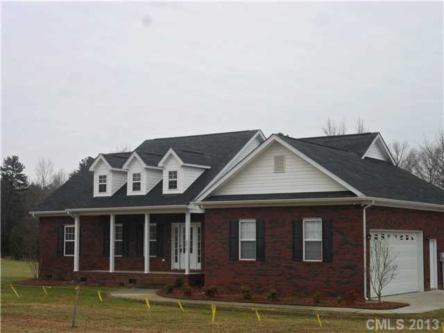 2614 Mccain Rd, Lancaster, SC 29720 photo 2