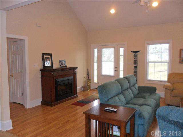 2614 Mccain Rd, Lancaster, SC 29720 photo 4