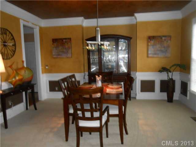 9236 John Hawks Rd, Cornelius, NC 28031 photo 2