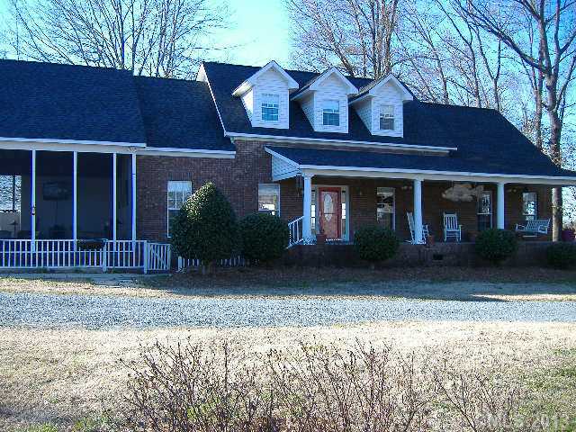 4016 Wolf Pond Rd, Monroe, NC 28112 photo 1
