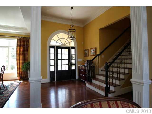 19001 River Falls Dr, Davidson, NC 28036 photo 3