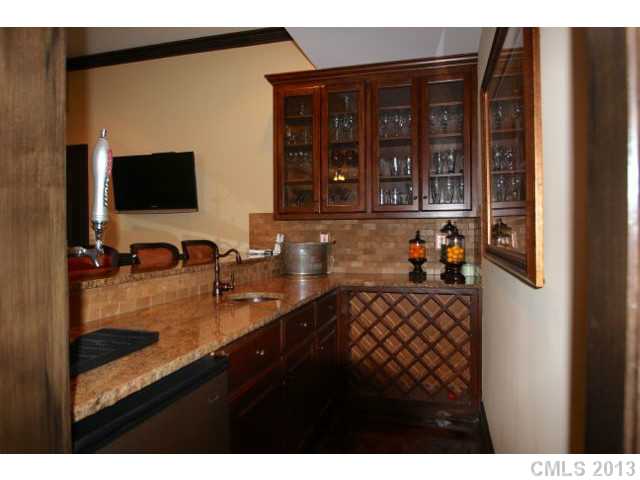 19001 River Falls Dr, Davidson, NC 28036 photo 17